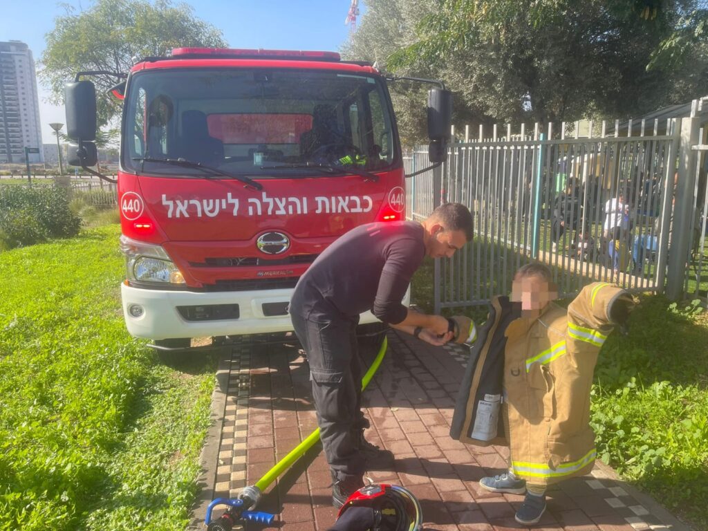 פעילות שירותי הכיבוי בגן חורש